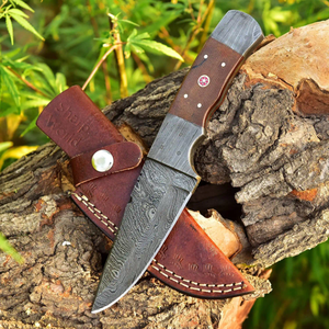 Cuchillo de Caza/Desollador Personalizable OEM de Acero Inoxidable con Mango de Madera Pakka y Funda de Cuero, Hecho a Mano, Marca ZA DAMASCUS MAKERS - Product Image 1