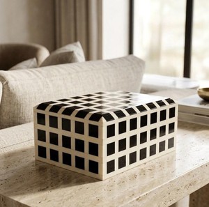 Caja de Almacenamiento Rectangular de Cerámica, Diseño Geométrico Blanco y Negro, Estilo Minimalista, Organizador Decorativo para Sala de Estar - Product Image 1