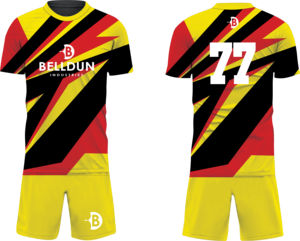 Ensemble de maillots de sport classiques verts pour hommes, 100% polyester, nouvelle arrivée, uniformes de football, logo personnalisé, sublimation - Product Image 1
