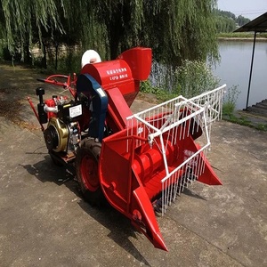 Moissonneuse-batteuse compacte efficace offrant une récolte rapide des cultures, un battage et un ramassage des grains pour les petites exploitations - Product Image 4