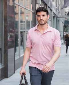 Polo à manches courtes en coton/spandex de couleur unie pour homme, style décontracté pour l'été, col rabattu, style doux, vêtements pour adultes - Product Image 1