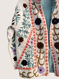 Cardigan en coton brodé floral bohème à manches longues grande taille pour femme – Vêtement d'extérieur décontracté pour le printemps - Product Image 4