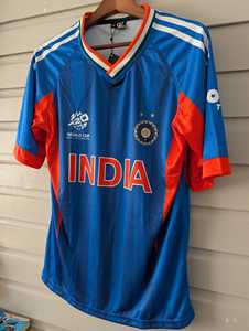 เสื้อเจอร์ซีย์แบบซับลิเมชั่นสั่งทำพิเศษ โลโก้ด้านหน้า โพลีเอสเตอร์ 100% สำหรับการแข่งขันและฝึกซ้อม ระบายอากาศได้ดี แขนสั้น ทรงปกติ เสื้อผ้าสำหรับผู้ใหญ่ - Product Image 3