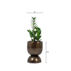 Macetero moderno de latón para una decoración elegante del hogar y el jardín. Macetero de latón de proveedor indio para exportación a granel. - Product Image 2