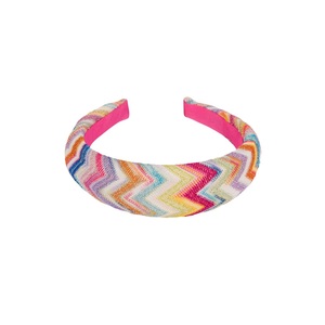 Serre-tête tendance brodé de perles de rocaille pour tenues de soirée, accessoire de mode avec broderie perlée artisanale - Product Image 2