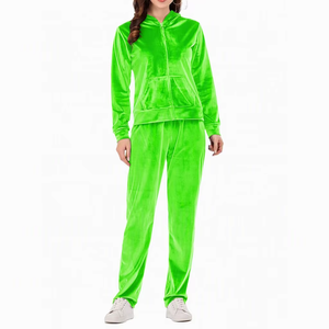 Conjunto Deportivo de Dos Piezas Unisex de Terciopelo Estampado para Invierno, Chaqueta con Capucha y Pantalones Jogger, Suave, 100% Algodón, Transpirable y Cómodo - Product Image 6