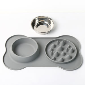 Alfombrilla de silicona 2 en 1 elevada para alimentación lenta y agua para perros con base antideslizante incluida, comedero de acero inoxidable para mascotas - Product Image 1