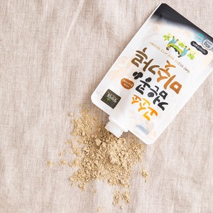 [Samjin Food] Poudre de soja coréenne, mélange de grains de haricots noirs secs avec arachides et lait de blé, poudre de céréales mélangées aux haricots noirs - Product Image 2