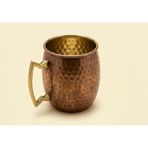 Mug Moscow Mule en cuivre massif pur avec finition martelée artisanale et poignée robuste en laiton, vaisselle pour cocktails et bière - Product Image 1