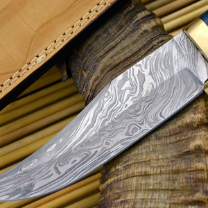 Cuchillo de Caza Profesional para Exteriores, Cuchillo de Supervivencia de Acero Inoxidable con Hoja Fija, Hoja Resistente y Empuñadura Ergonómica para Acampar - Product Image 2