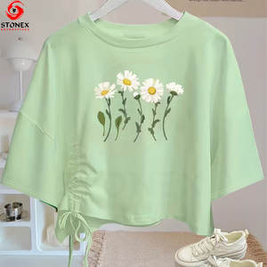 Camiseta Corta con Estampado Floral Vintage para Mujer, Manga Corta, Cuello Redondo y Logotipo y Diseño Personalizados - Product Image 2