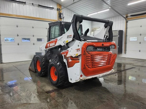 Cargadora Compacta S76 2020 con Cabina Cerrada, Máquina de Construcción de Alto Rendimiento - Product Image 4