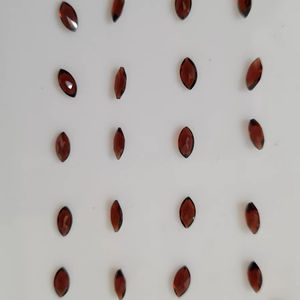 Grenat rouge naturel 6x3MM, coupe marquise, pierres précieuses en vrac de la meilleure qualité pour la fabrication de bijoux - Product Image 1