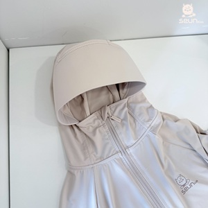 Veste de protection solaire UPF50+ pour enfants, vêtements anti-UV pour garçons et filles, protection UVA UVB, douce et légère, fabriquée au Vietnam, essentiel pour l'été - Product Image 2
