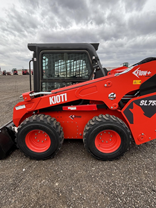 Vente en gros de chargeuse compacte sur pneus KIOTI SL750 74HP 5 tonnes 2024 à cabine fermée, avec moteur de roue et godet, pour travaux de terrassement, à prix compétitif - Product Image 2