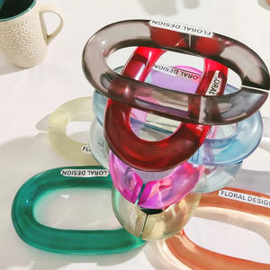 Cadena de eslabones de resina, decoración de pared con eslabones de resina colgantes, arte de resina acrílica moderno y único al precio más bajo. - Product Image 2