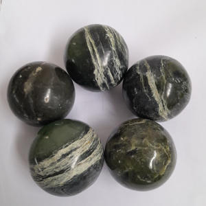 Venta al por mayor de alta calidad Natural Indonesia cebra verde curación cristal piedras preciosas artesanías esfera tamaño 50 mm técnica tallada - Product Image 3