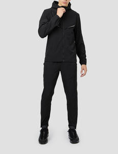 ชุดกีฬาผู้ชายแบบสั่งทำปี 2026 กางเกงวอร์มไนลอนแบบมีซิปสำหรับการฝึกซ้อม เสื้อกันลมโพลีเอสเตอร์สำหรับฤดูใบไม้ผลิ - Product Image 2