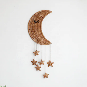 Décoration murale en rotin naturel en forme de lune et d'étoile, style bohème, pour chambre d'enfant, vente en gros en provenance du Vietnam - Product Image 2