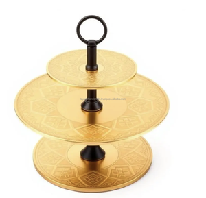 Support à gâteau en métal le plus exigeant Support à gâteau décoratif Dernière conception Support à gâteau à trois niveaux pour la fête de mariage - Product Image 2