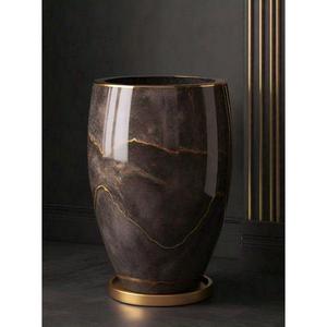 Vase à fleurs moderne en métal noir avec accents dorés, fait main, décoratif, pour salon, chambre, à poser au sol, antidérapant - Product Image 1