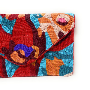 กระเป๋าคลัทช์ทรงซองจดหมายปักลายดอกไม้แบบนามธรรม ทำมือสไตล์โบฮีเมียน ทนทาน พับได้ พกพาสะดวก ประดับด้วยลูกปัดหลากสี เหมาะสำหรับใส่ของลำลอง - Product Image 3