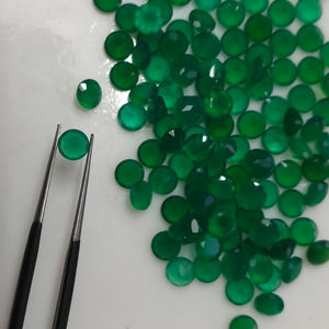 Ónix Verde Natural de 5.5MM, Corte Brillante Redondo, Gema Suelta de la Mejor Calidad para Joyería, Gemas de Red Mountain - Product Image 1