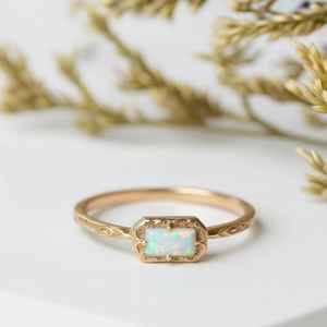Anillo Apilable Clásico y Delicado de Plata de Ley Bañada en Oro de 14K con Ópalo Corte Baguette, Piedra de Nacimiento de Octubre, para Regalo de Boda y Fiesta - Product Image 1