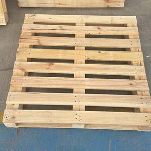 Palette carrée en bois pour l'exportation logistique mondiale avec de faibles taxes Palette en bois durable écologique Offre Spéciale du Vietnam - Product Image 1