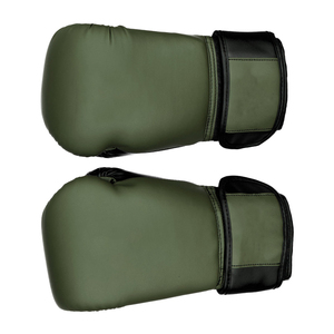 Gants de boxe de compétition en cuir de vache véritable, design personnalisé, haute qualité, niveau professionnel, logo personnalisé. - Product Image 4