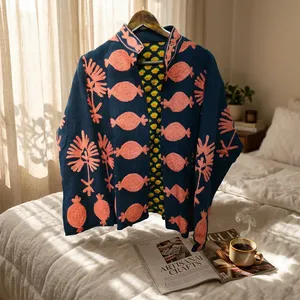 Cárdigan Holgado de Manga Larga con Cuello Alto y Estampado Floral Azul Marino para Mujer, 100% Algodón, Resistente al Viento, Marca Silkgram - Product Image 6