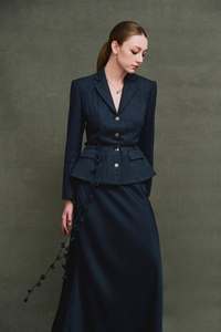 Blazer en laine tissée respirante pour femme Gentlemom, col en V, manches longues, simple boutonnage, broderie à la main, tenue de bureau et d'affaires - Product Image 3