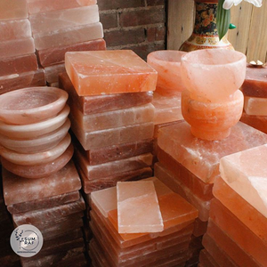 Briques de construction de haute qualité pour la décoration intérieure et les espaces de bien-être, blocs de cristal naturel pour les salles de spa et de thérapie. - Product Image 2