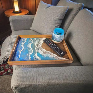 Plateau de service artisanal en bois et résine, design océanique, personnalisable, moderne, pour hôtel, maison, café – Tendance actuelle et de qualité supérieure - Product Image 1