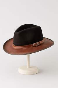 Chapeau en cuir moderne fabriqué à partir de cuir véritable de qualité supérieure pour un style élégant en extérieur, les voyages et la mode de tous les jours - Product Image 4