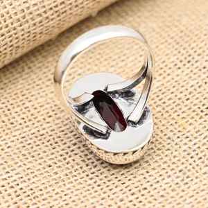 Bague en pierre précieuse grenat rouge, argent sterling 925, bijoux faits à la main, cadeau d'anniversaire unique pour femmes - Product Image 5
