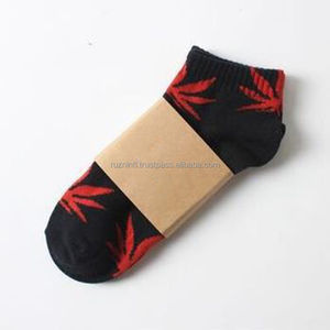 Chaussettes en coton décontractées avec tissu élastique durable, doux et respirant, et ajustement confortable, adaptées à une utilisation quotidienne en toutes saisons - Product Image 5