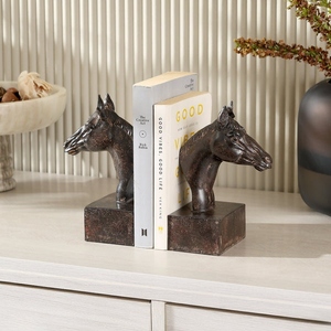Juego de sujetalibros con cabeza de caballo moderno, acabado en nogal, soporte decorativo para libros con diseño de animal, organizador de escritorio de lujo, personalización disponible. - Product Image 2
