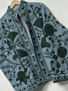 Veste réversible en coton pur, écologique, à manches longues, à fleurs, vintage, style Suzani, avec broderies indiennes, unisexe, taille unique - Product Image 6
