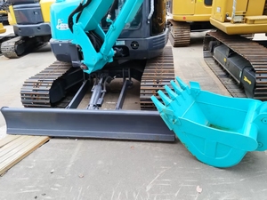 รถขุดขนาดเล็ก Kobelco SK40 4 ตัน พร้อมบุ้งขุดขนาด 0.22 ลูกบาศก์เมตร แบบตีนตะขาบ เครื่องยนต์มือสอง ปั๊มไฮดรอลิก - Product Image 4