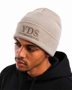 Gorro de Punto Personalizado con Puño, Calidad Premium, Tejido Suave, Cálido y Cómodo, Listo para el Invierno, Calidad de Exportación, Hecho a Medida - Product Image 4