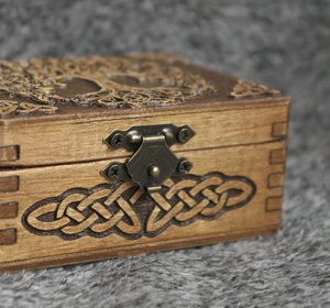 Caja de Madera Rectangular Ecológica para Guardar Joyas y Regalos, Interior Suave para Artículos Delicados, Decoración de Mesa para Navidad y Año Nuevo Chino - Product Image 4