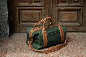 กระเป๋าหนังแบบดัฟเฟิลขายส่ง สำหรับเดินทางช่วงสุดสัปดาห์ เหมาะสำหรับผู้ชายและผู้หญิง ความจุขนาดใหญ่ กระเป๋าเดินทางขึ้นเครื่องแบบมืออาชีพ ซิปวินเทจ รุ่น LDB-0320 - Product Image 3