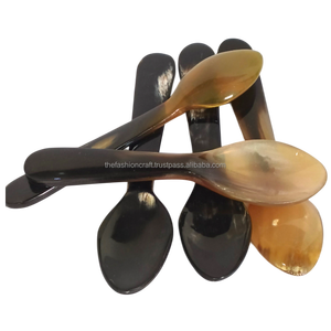 Cuillère artisanale en corne naturelle à long manche, style rustique viking, pour sel et épices, écologique, vaisselle artisanale, compatible lave-vaisselle - Product Image 3