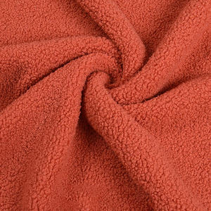 ผ้าฟลีซขนแปรงโพลีเอสเตอร์ 100% คุณภาพพรีเมียม ทนต่อการขัดถู สำหรับเสื้อผ้าและใช้ในบ้าน ขายส่ง - Product Image 1