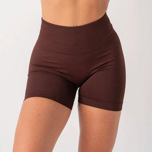 กางเกงขาสั้นผ้าเนื้อนุ่มยืดหยุ่นสูง ดีไซน์ไร้ตะเข็บ ยกกระชับสะโพก เหมาะสำหรับโยคะ ฟิตเนส และออกกำลังกาย - Product Image 1