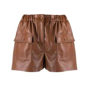 Shorts de Cuero Marrón de Cintura Alta con Decoración de Remaches, Estilo Motero, Shorts para Mujer - Product Image 4