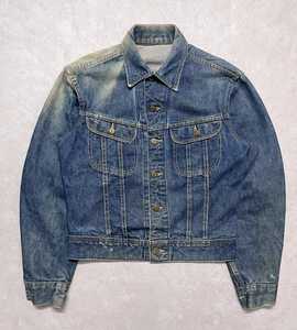 Veste en jean vintage personnalisable style streetwear avec décoration boutonnée effet délavé et impression de logo sur mesure pour l'hiver et le printemps - Product Image 2