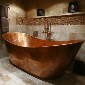 Baignoire autoportante en cuivre martelé avec dossier haut, profonde, de forme ovale, portable, écologique, durable et élégante - Product Image 2
