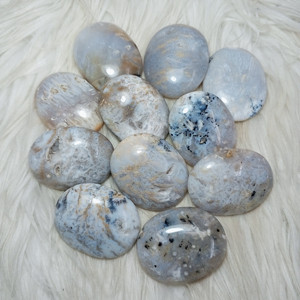 คริสตัลธรรมชาติสำหรับงานหัตถกรรมขนาด45x35x15มม. 30ชิ้น/กิโลกรัม - Product Image 2